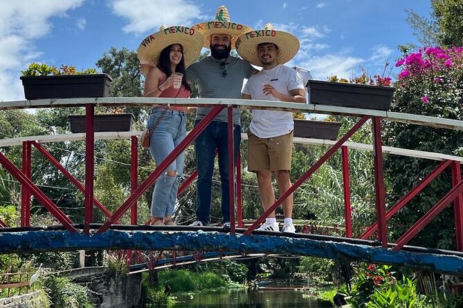 Mexico City Canals by Boat with Live Commentary with Meal Drinks - Music, karaoke, and the people on your boat