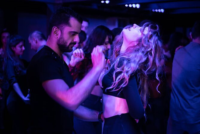 Mexico City CDMX Salsa Lovers Dance Experience - A short lesson shaped around your dance level