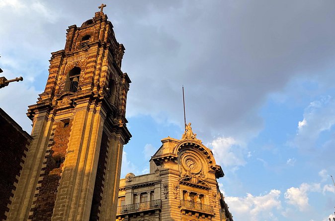 Mexico City Center Private Walking Tour - The Palacio de Correos in 30 minutes