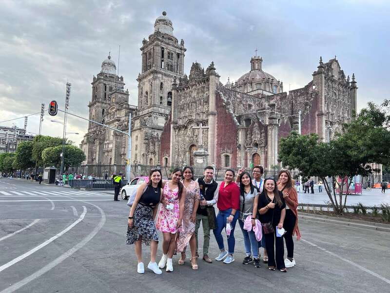 Mexico City: City Tour - Zócalo: Mexico City’s great public square