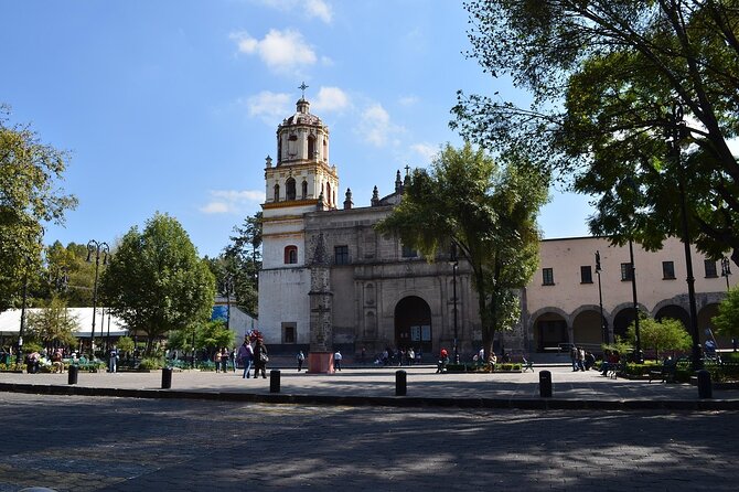 Mexico City Coyoacán, Frida Kahlo Exploration Game and Tour - Key points at a glance