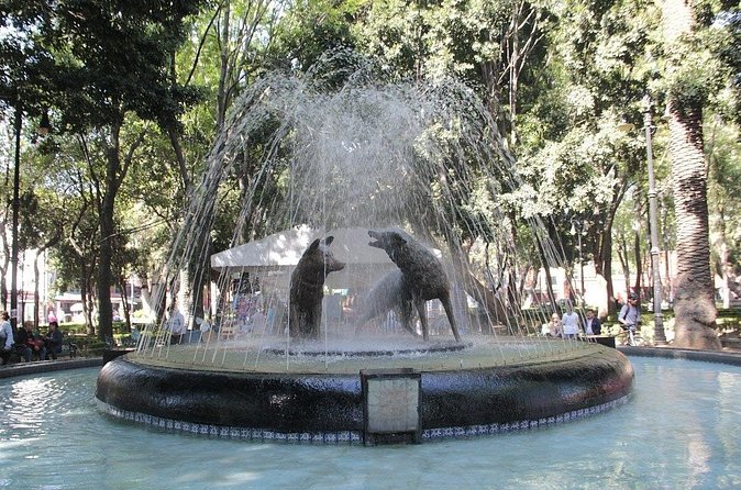 Mexico City Coyoacán, Frida Kahlo Exploration Game and Tour - Capilla de la Conchita and a smaller piece of the past