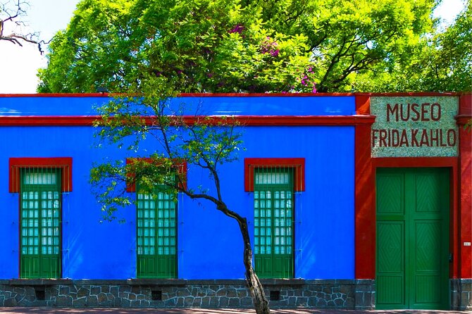 Mexico City: Coyoacan Tacos Tour & Optional Frida Kahlo Museum - Tacos al pastor and torta de milanesa in Coyoacán