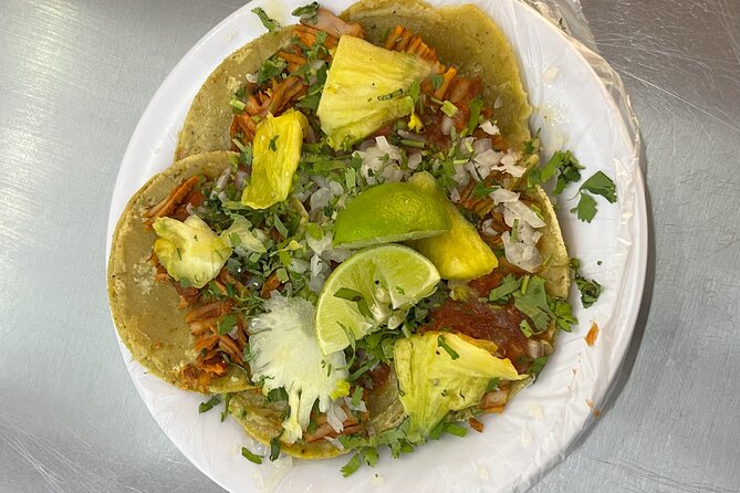 Mexico City: Coyoacan Tacos Tour & Optional Frida Kahlo Museum - Cooling off at the Fuente de los Coyotes