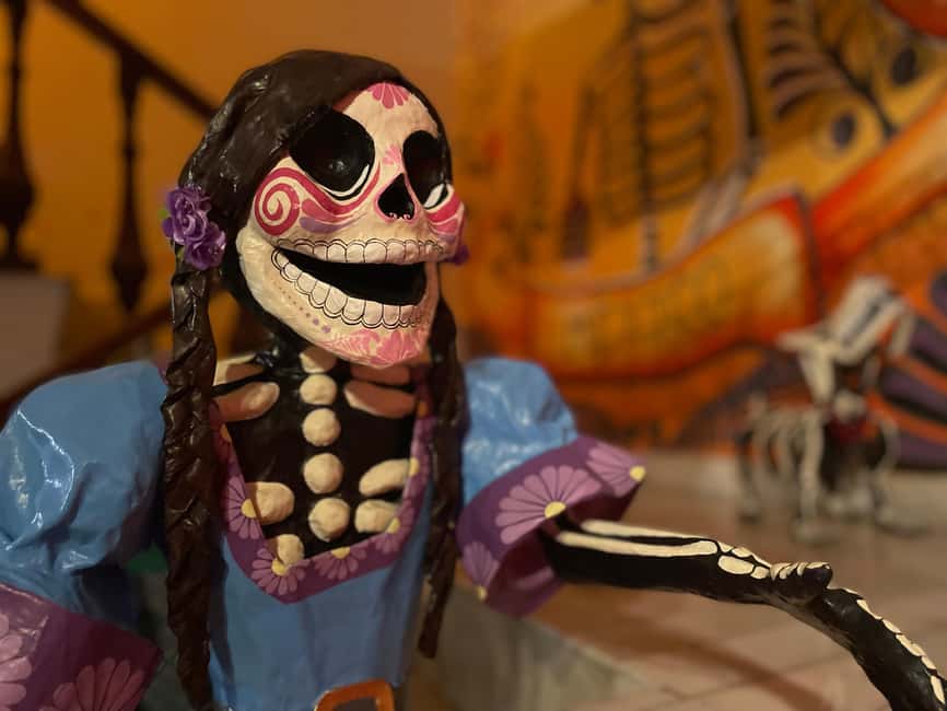 Mexico City: Day of the Dead House and craft workshop - The brief stop and tasting