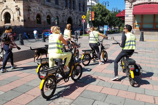 Mexico City E-Bike Tour with a taco and churros stop - Why an e-bike is a smart way to see Mexico City