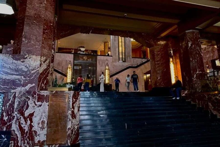 Mexico City: Exclusive Tour of Palacio de Bellas Artes - Who will enjoy this tour most?