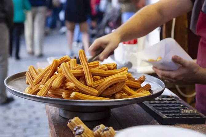 Mexico City Famous Foods Tour (Private & All-Inclusive) - What the guide adds beyond the food