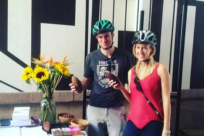 MEXICO CITY FOOD TOUR: flavors on two wheels - Roma Sur finishes with paletas and fresh aguas