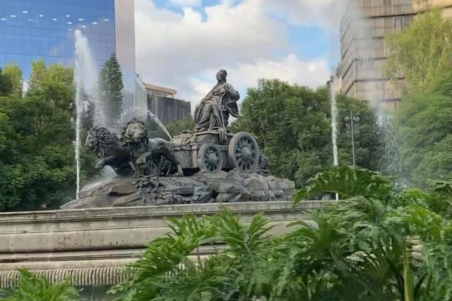 Mexico City: Guided Bike Tour of Culture and Local Taste - Key points to know before you book
