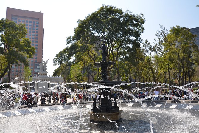 Mexico City Half-Day Tour with Museum of Anthropology - What the bilingual guide changes