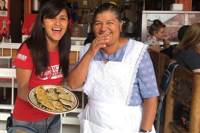 Mexico City: Hidden Markets, Street Food & Salsa-Making Tour - Why this Mexico City market tour feels different