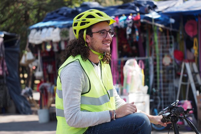 Mexico City Highlights E-Bike Tour With Foodie Stops - What the four hours are really buying you