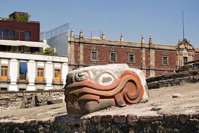 Mexico City (Historic Centre) Scavenger Hunt and Self-Guided Tour - Palacio Postal and Casa de los Azulejos