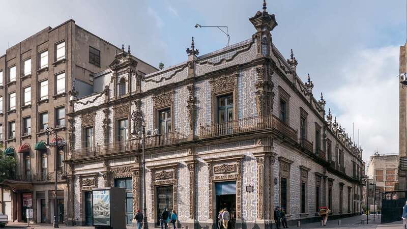 Mexico City: Historic Downtown Walking Tour - Inside the Metropolitan Cathedral