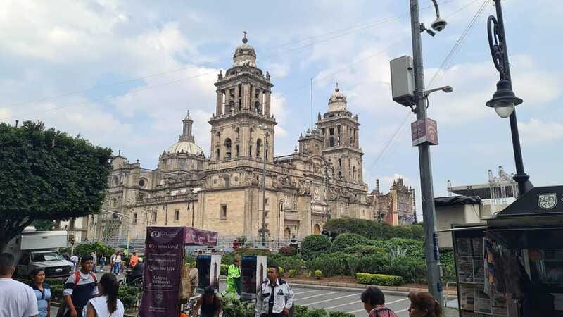 Mexico City: Historical walking tour of Tenochtitlan - Cortés’s lodgings and the old Axayacatl Palace