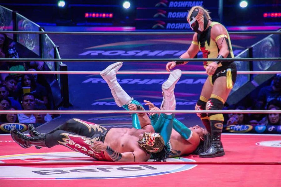 Mexico City: Lucha Libre Show, Walking Tour & Tequila - Starting with mezcal, tequila, and lucha libre stories