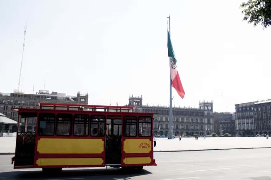 Mexico City: Mexico Tram, Iconic Landmarks, and Legends - Key points at a glance