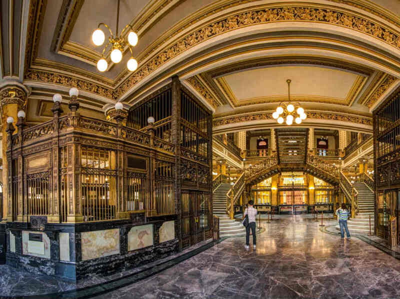 Mexico City Must-see Buildings & Palaces - Who will get the most from the $48 price