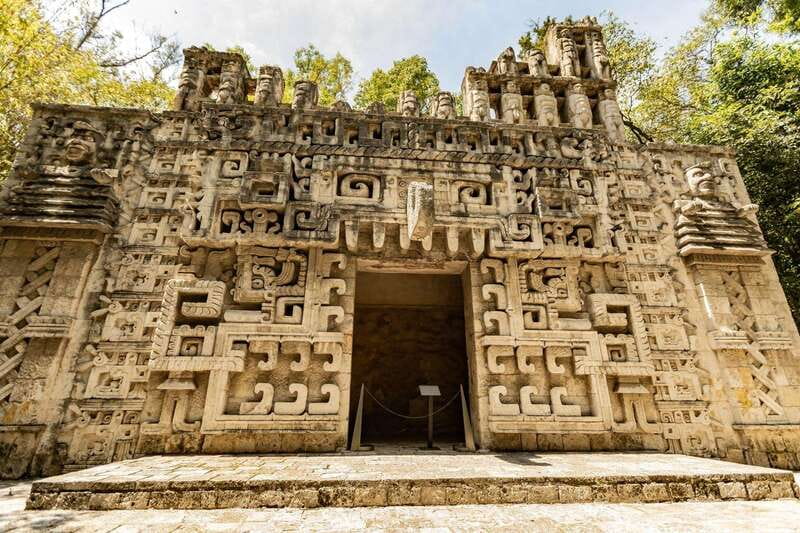 Mexico City: National Museum of Anthropology Private Tour - Meeting at Museo Tamayo before the museum visit