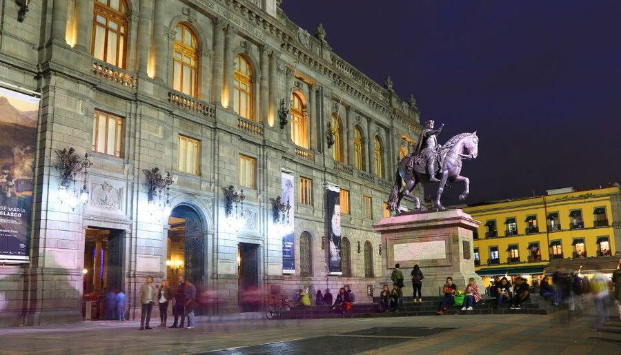 Mexico City: Night City Tour in a Double Decker Bus - What the $10 price really delivers