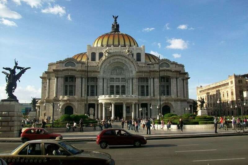Mexico City: Private custom tour with a local guide - A private walk for getting your bearings