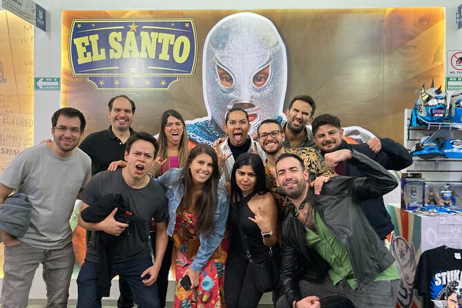 Mexico City PRIVATE Lucha Libre, mezcal & Tacos on a 1975 VW Bus - What the private format changes
