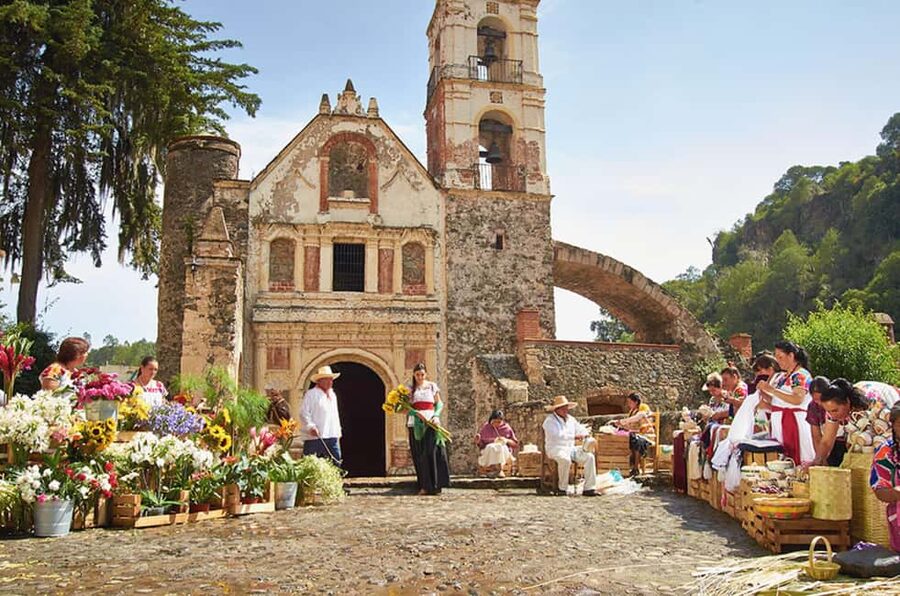 Mexico City: Private Magic Towns & Basaltic Prisms Tour - Is $444 per person a fair price?