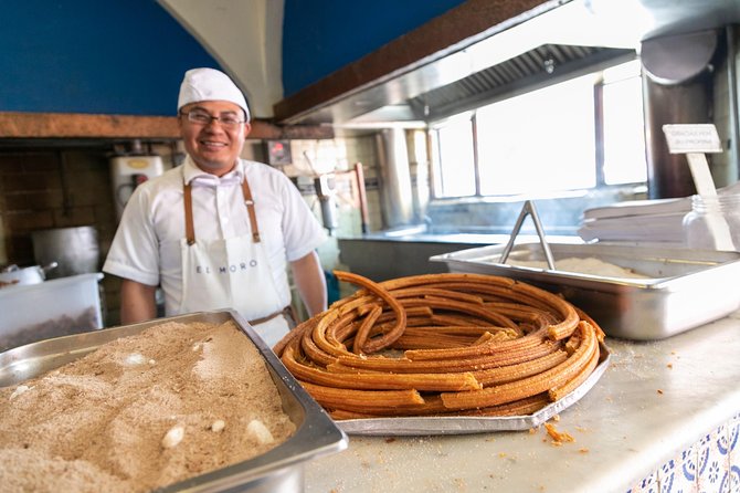 Mexico City Private & Personalized Full-Day Tour with a Local - Parque México and the everyday rhythm of Condesa