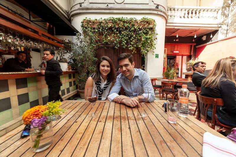 Mexico City: Roma Norte Food Walking Tour - What the guides add to the meal