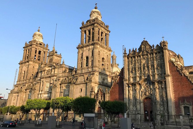 Mexico City's Historical Center Icons - Admiring the Palacio Postal