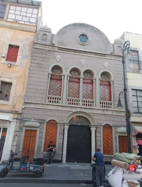 Mexico City's Jewish Quarter: Private Tour - Santo Domingo Square and the Palace of Medicine