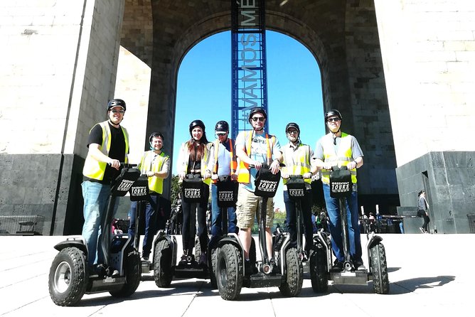 Mexico City Segway Tour: Reforma Avenue - Estela de Luz and the Modern City
