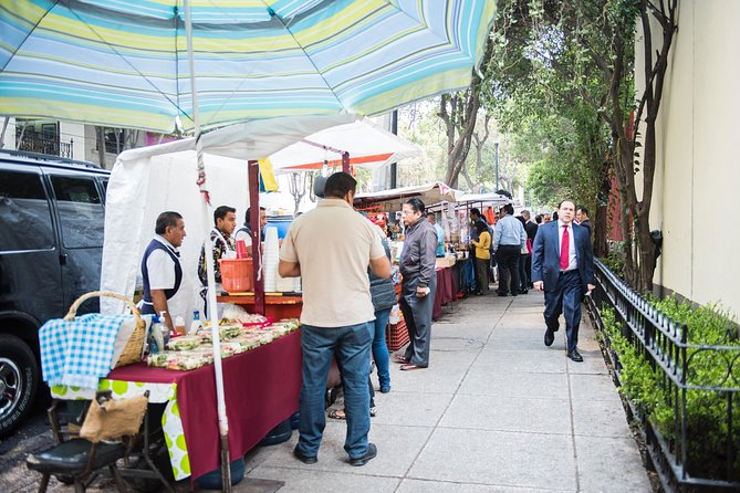 Mexico City Street Food: A Beginner's Guide - Starting Among Office Workers and Food Carts