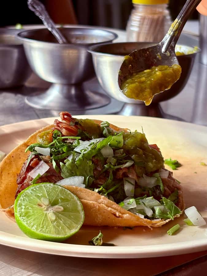 Mexico City: Taco Tour with Michelin Guide Spot & Tastings - Meeting at Doctor Vértiz and finding your guide