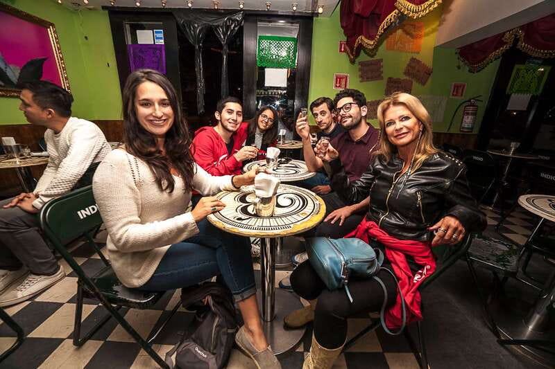 Mexico City: Tacos & Mezcal Night Food Tour - A moving city tour after dark