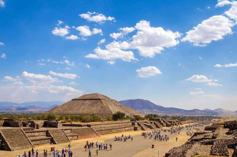 Mexico City: Teotihuacan First Entry Tour with Expert Guide - Why an early start makes Teotihuacan better