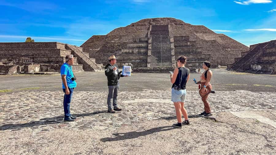Mexico City: Teotihuacan, Tlatelolco & Guadalupe Shrine Tour - Key points to know before booking