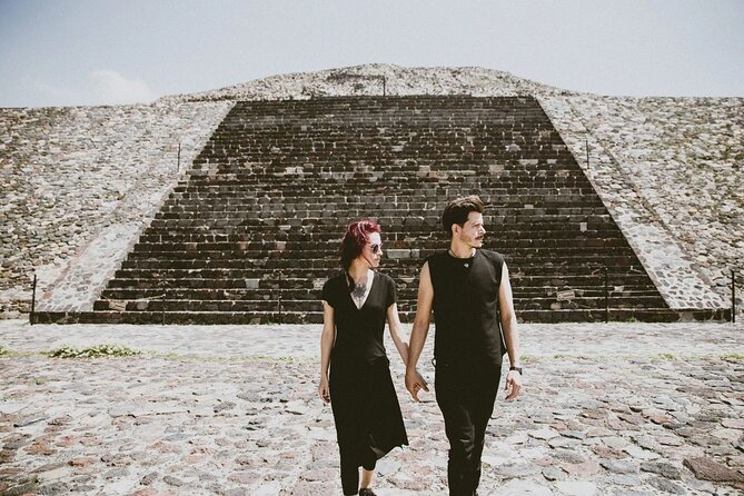 Mexico City Teotihuacan Tour (Private & All-Inclusive) - Finding daily life at Palacio de Quetzalpapálotl