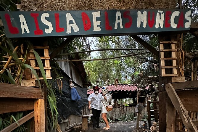 Mexico City The island of dolls, games and drinks - Who should book this experience?