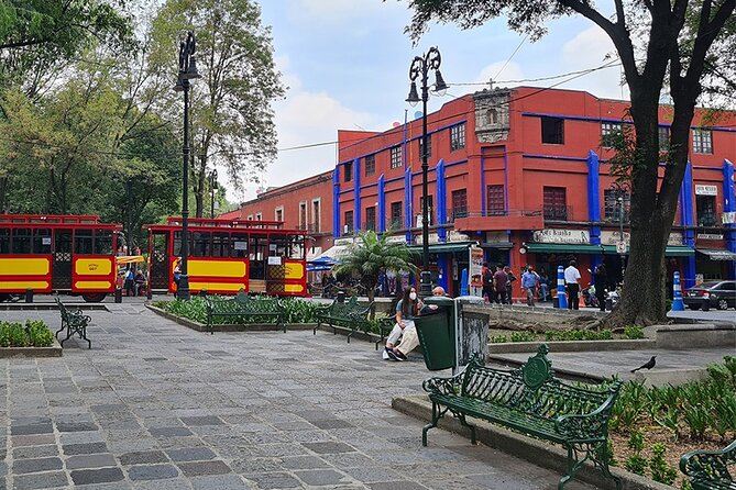 Mexico City: Xochimilco, Coyoacán and University City Tour - Who will get the most from this tour