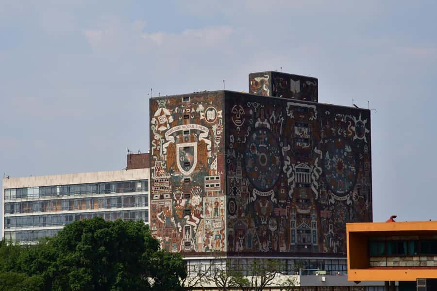 Mexico City: Xochimilco Coyoacan, Frida Kahlo & UNAM Murals - Four Mexico City icons in one 10-hour day