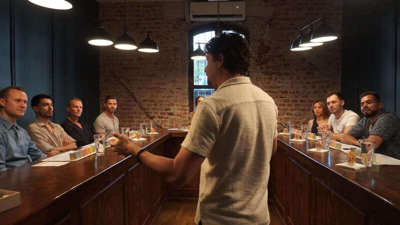 Mezcal y Mole with a Sommelier CDMX - What happens during the 90-minute tasting