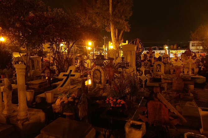 Mixquic Day of the Dead Tour in Mexico City - Three and a half hours in Mixquic
