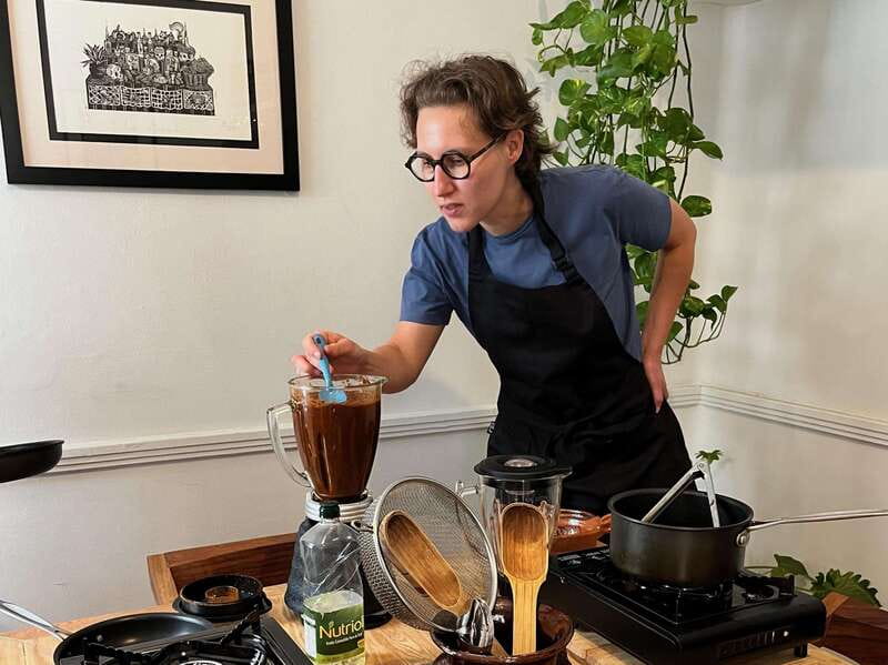 Muchos moles: Multi-variety mole cooking class and feast - Key things to know before you book