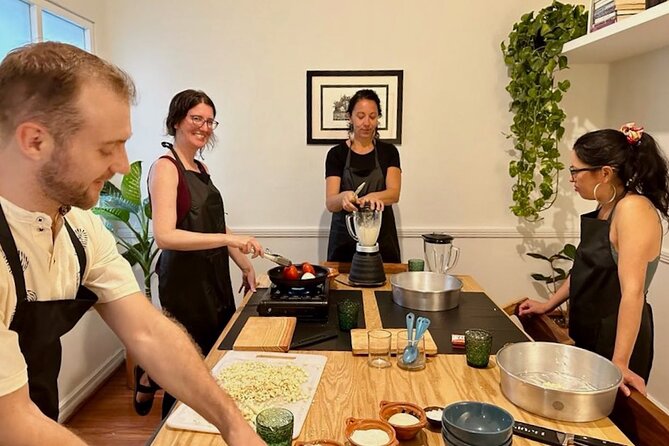 Multi-Variety Tamal Class in a Condesa home or rooftop gallery - Key points at a glance