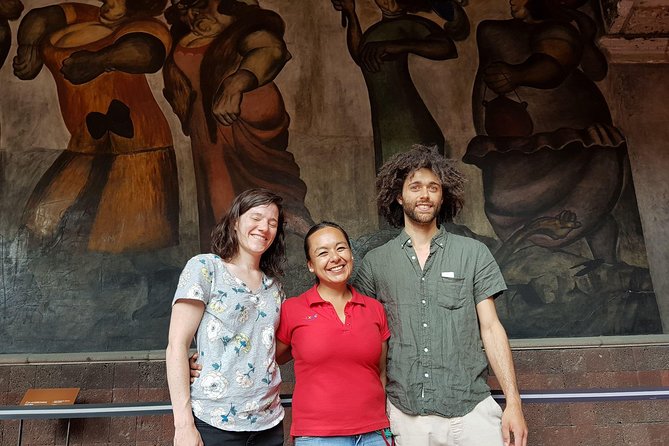 Muralist Art Semi Private Walking Tour in Mexico City Downtown - Who should book this walking tour
