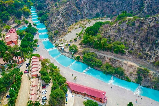 One day tour to the Tolantongo Caves - Which guide experience should you expect?