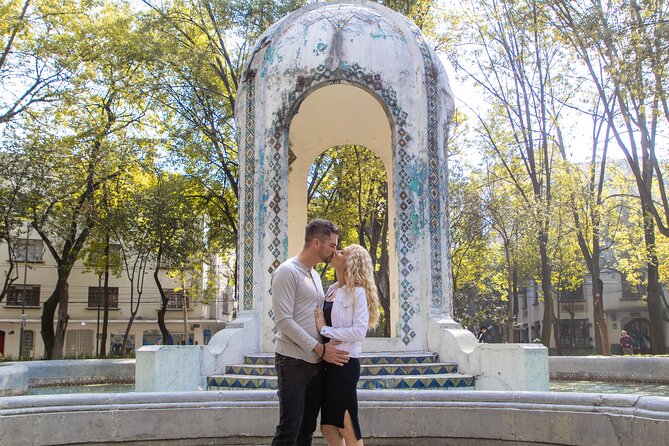 Photoshoot CDMX | Portraits | Mexico City - Using the Metropolitan Cathedral as a backdrop