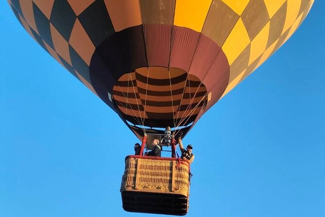 Private Balloon Flight in Teotihuacan with Breakfast in Cavern - Who should book this Teotihuacan experience?